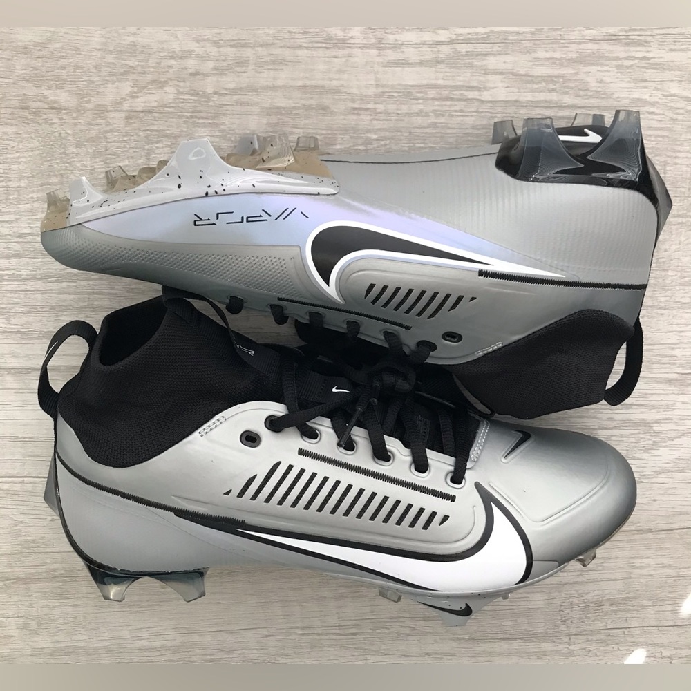 Nike Men's Vapor Edge Pro 360 2 Football Cleats